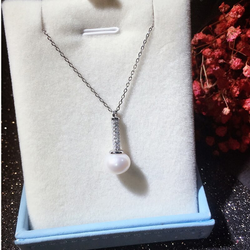 pearl solitaire necklace white gold
