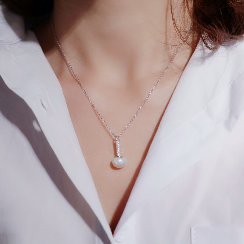 single pearl necklace silver