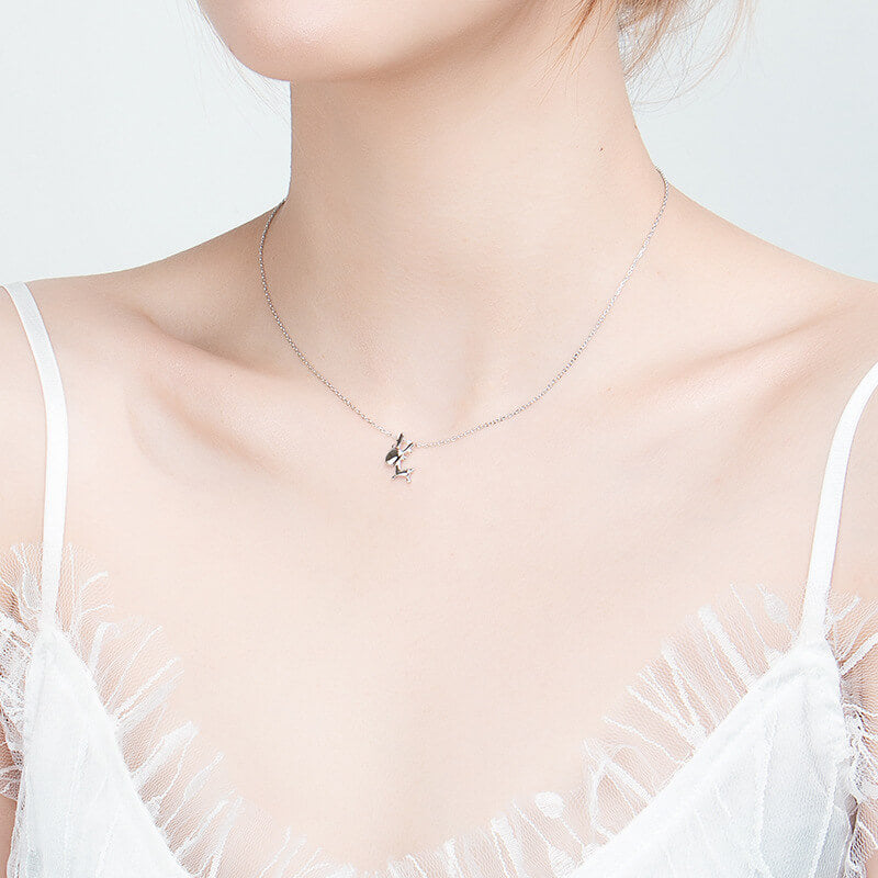 silver reindeer pendant necklace