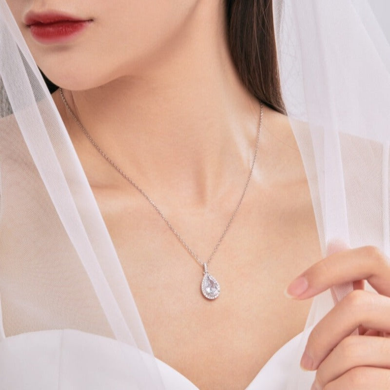 moissanite necklace for women clearance