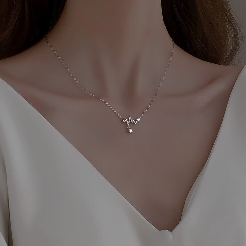 diamond necklace with heartbeat