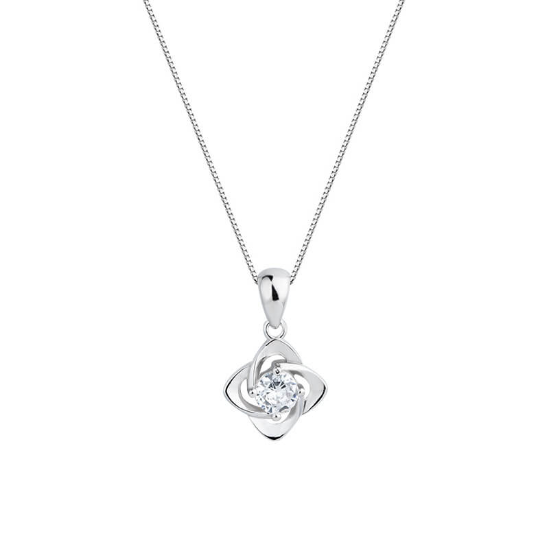 diamond clover pendant necklace