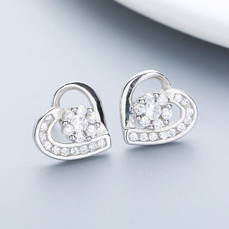 925 sterling silver diamond heart stud earrings