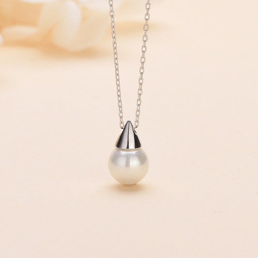 single pearl pendant necklace