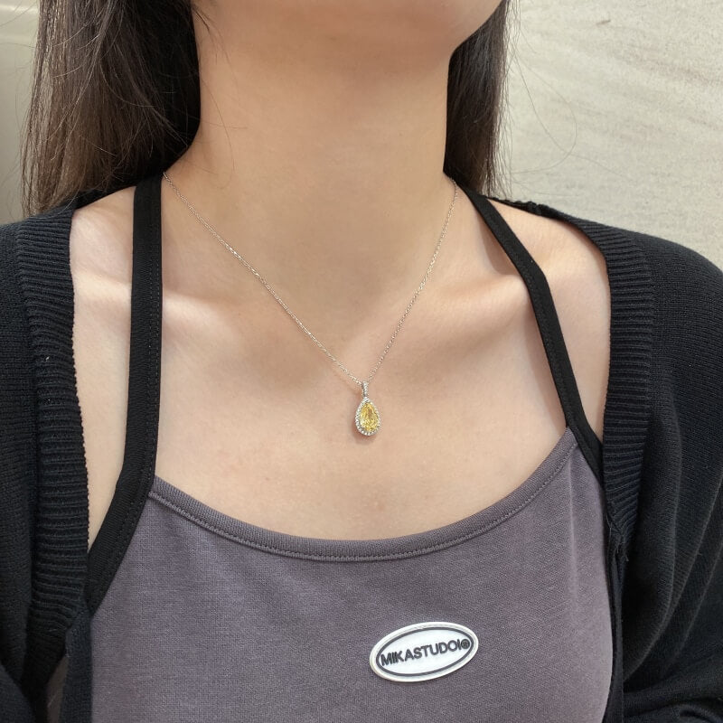 pear shaped diamond necklace white gold
