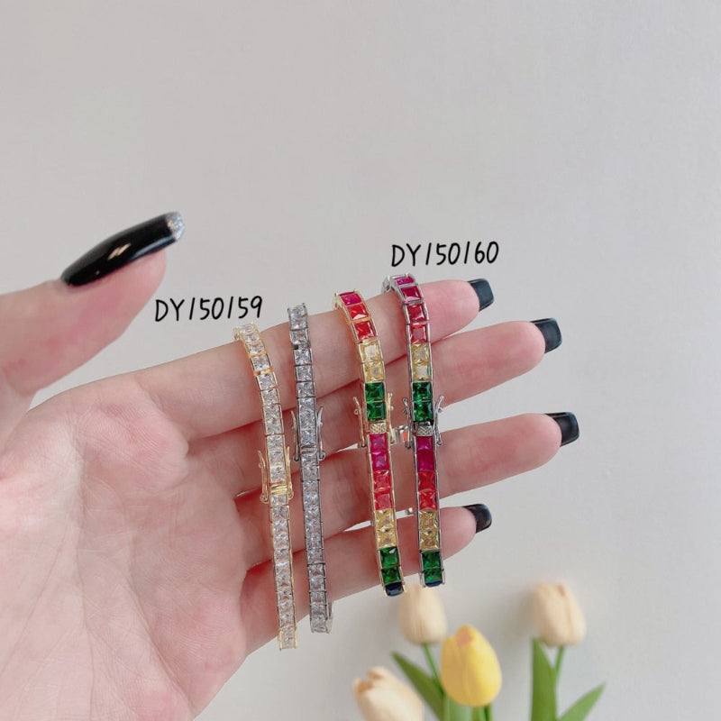 Jewel Tone Chain Bracelet

