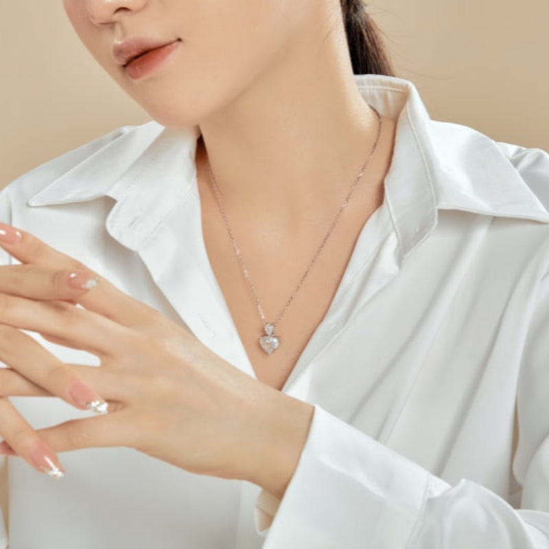 heart cut diamond solitaire necklace