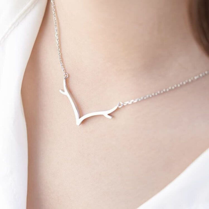 antler necklace shadow and bone