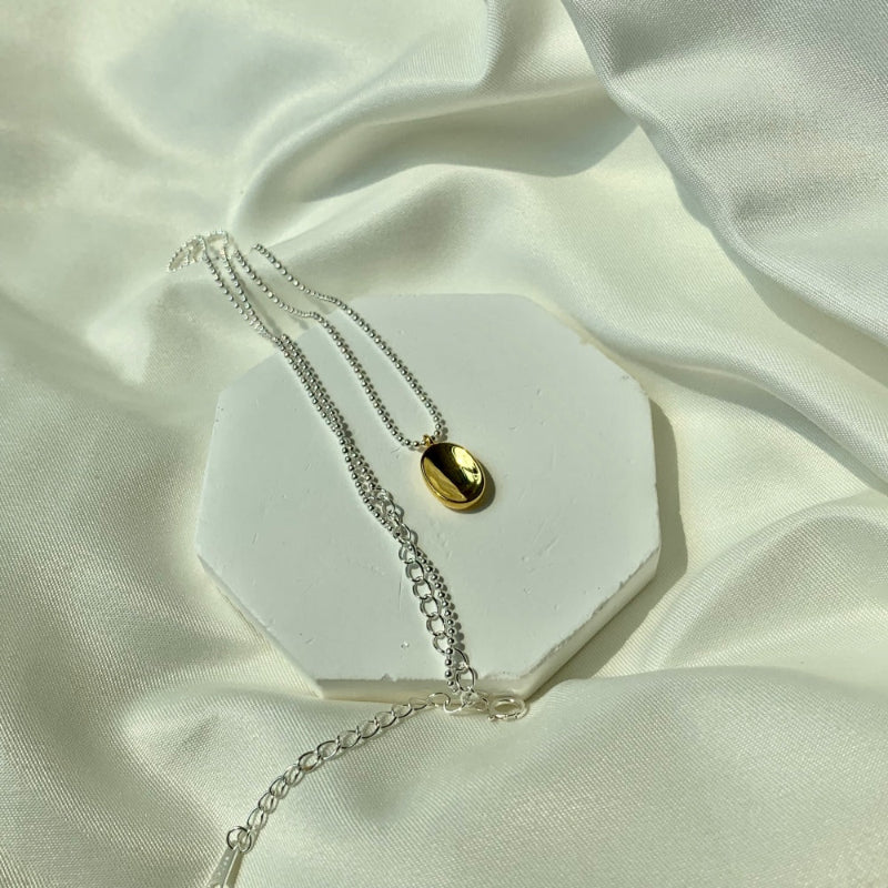 Subtle Oval Statement Necklace

