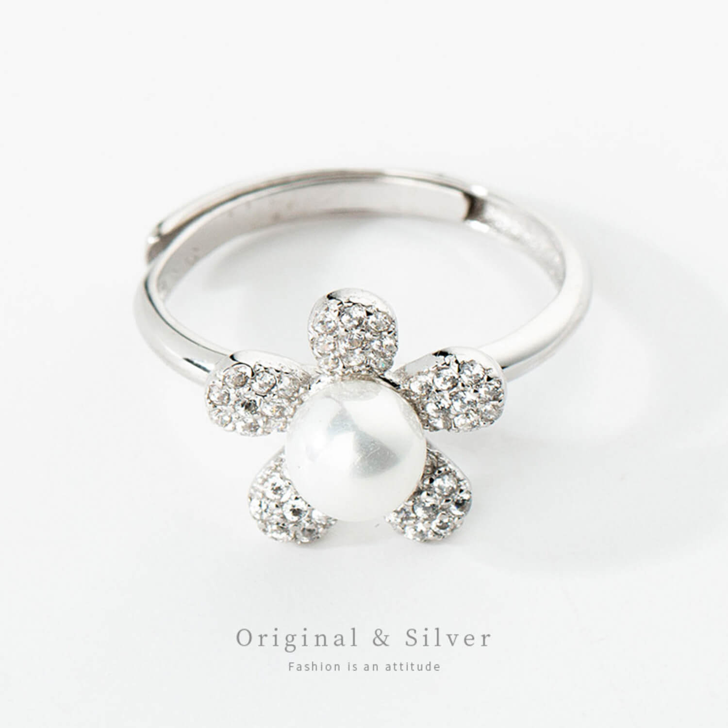 diamond flower with pearl ring