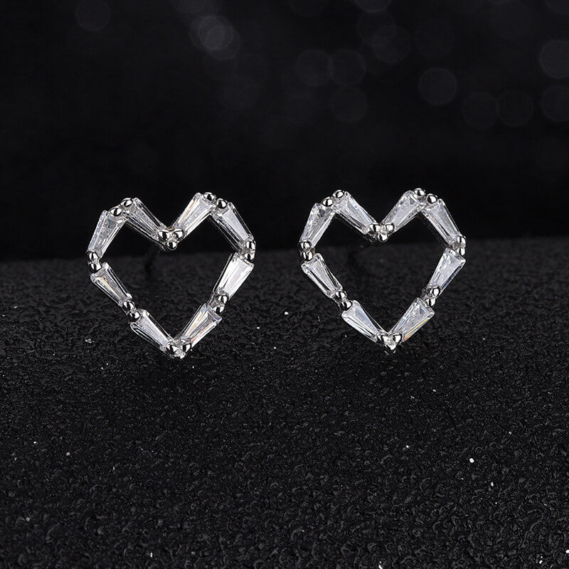 diamond hollow heart necklace