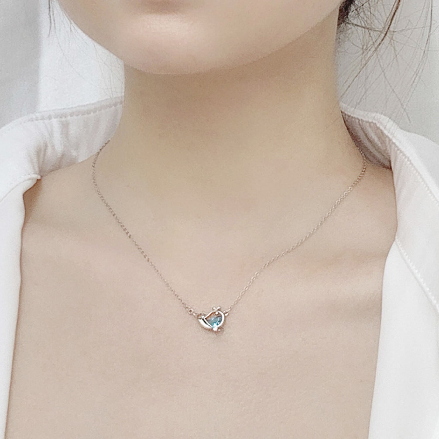 blue whale necklace