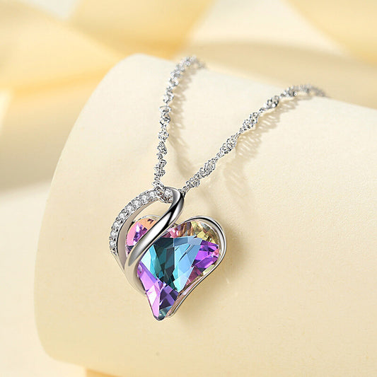cde love heart necklace