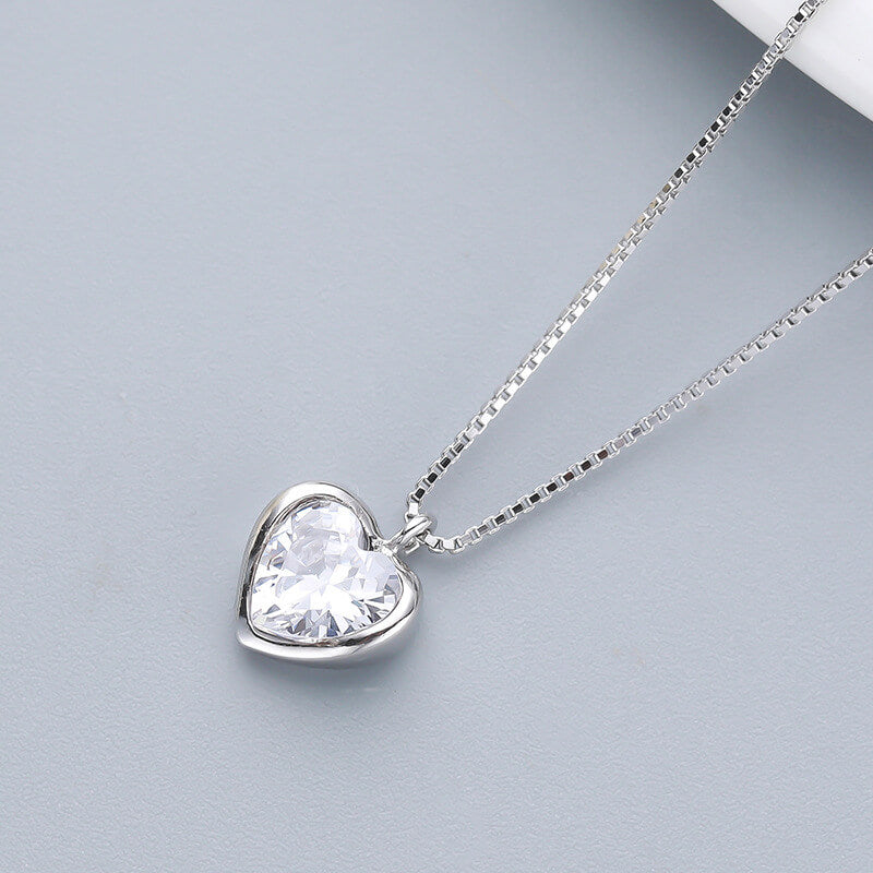 silver diamond heart necklace
