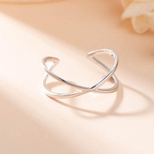 Intertwined Silver Bands