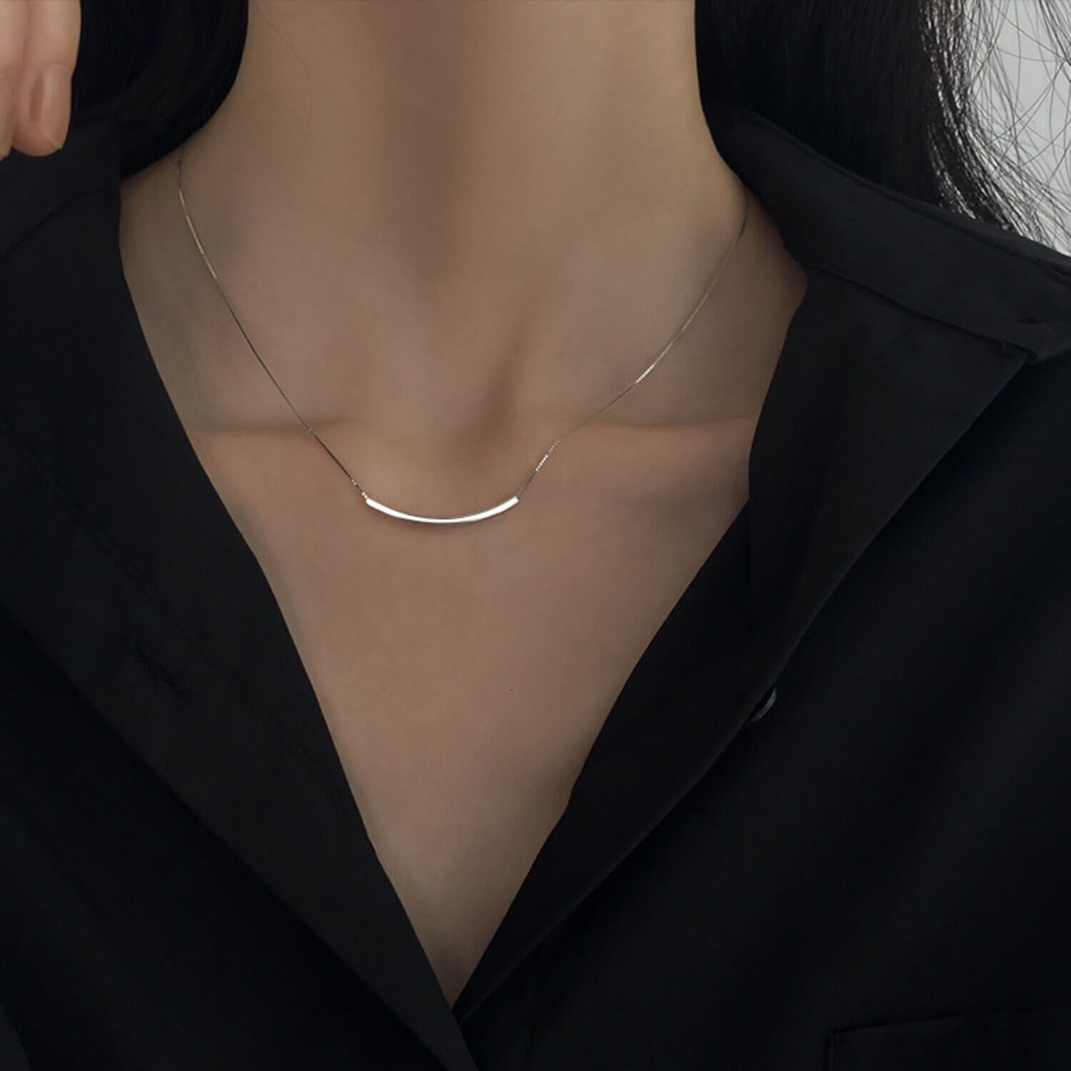 silver curved smile bar necklace