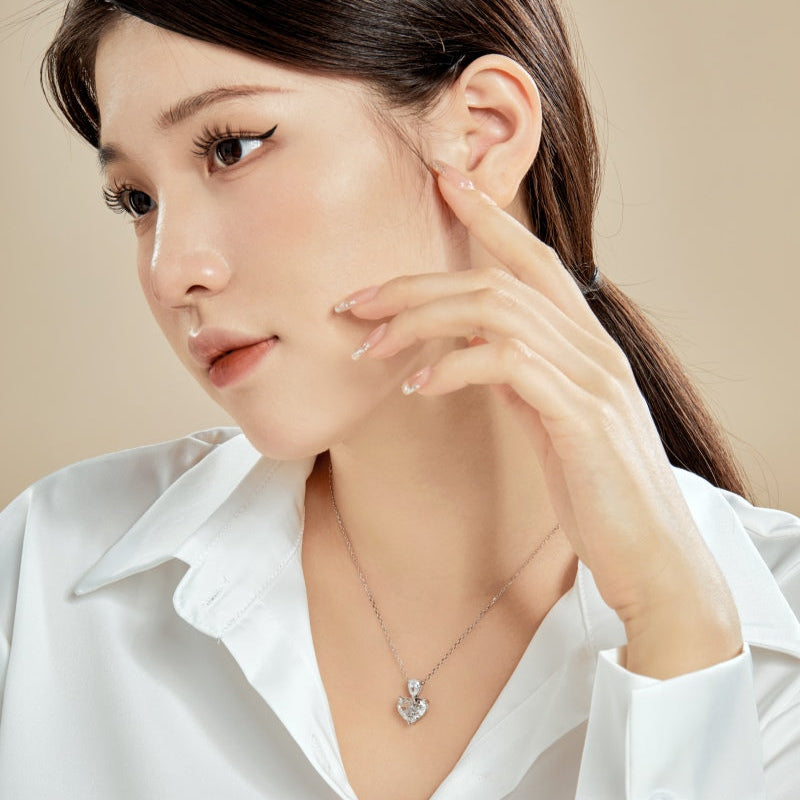 heart cut solitaire diamond necklace