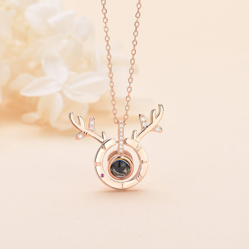 projection necklace gold
