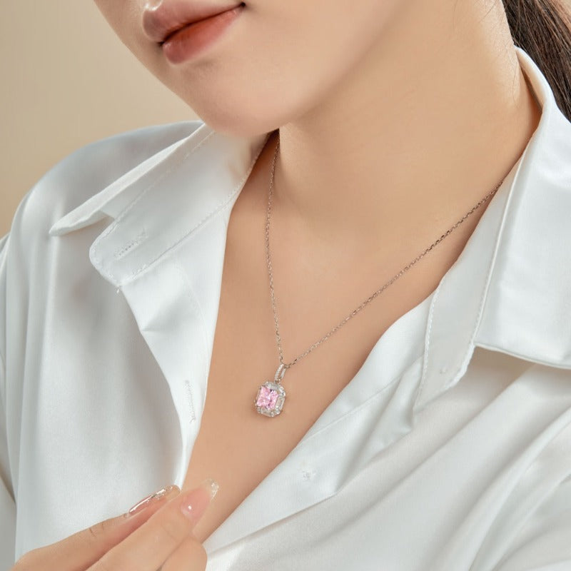 Diamond Simulant Halo Necklace

