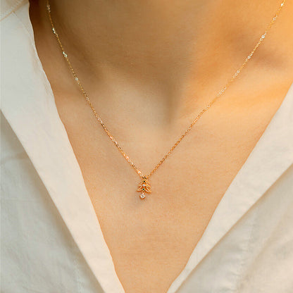 gold christmas tree pendant
