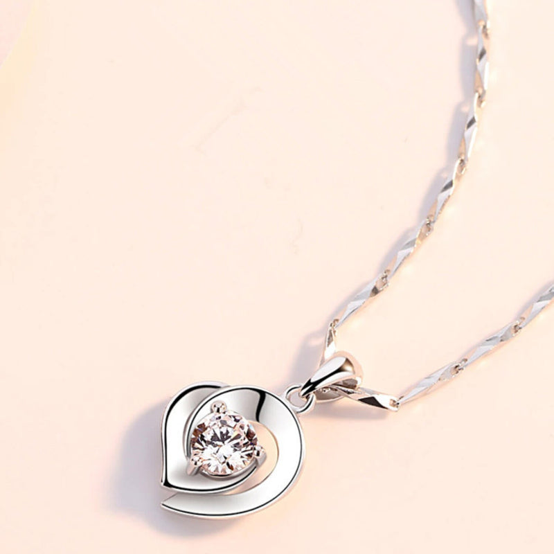 diamond heart pendant necklace