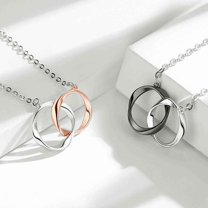 interlocking circle pendant