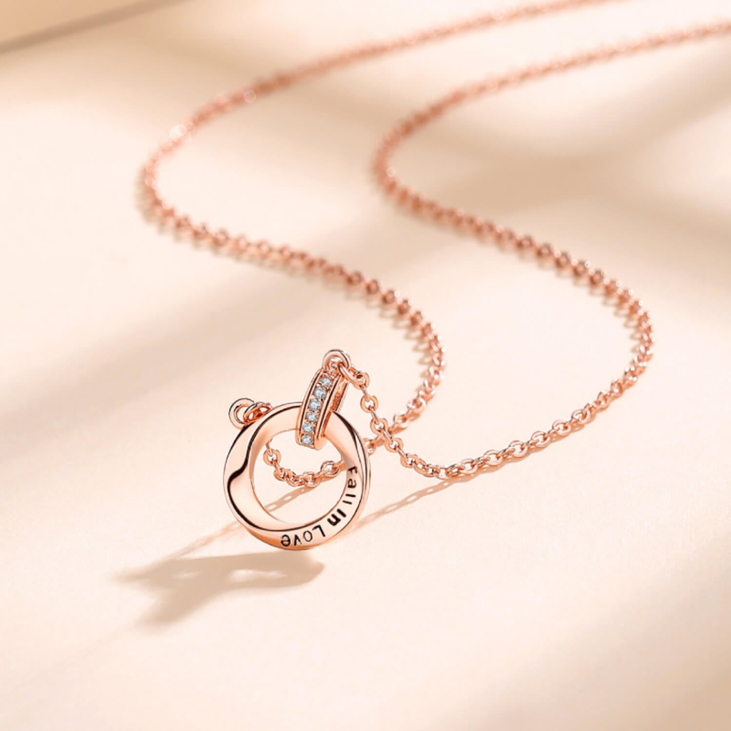 fall in love interlocking necklace us