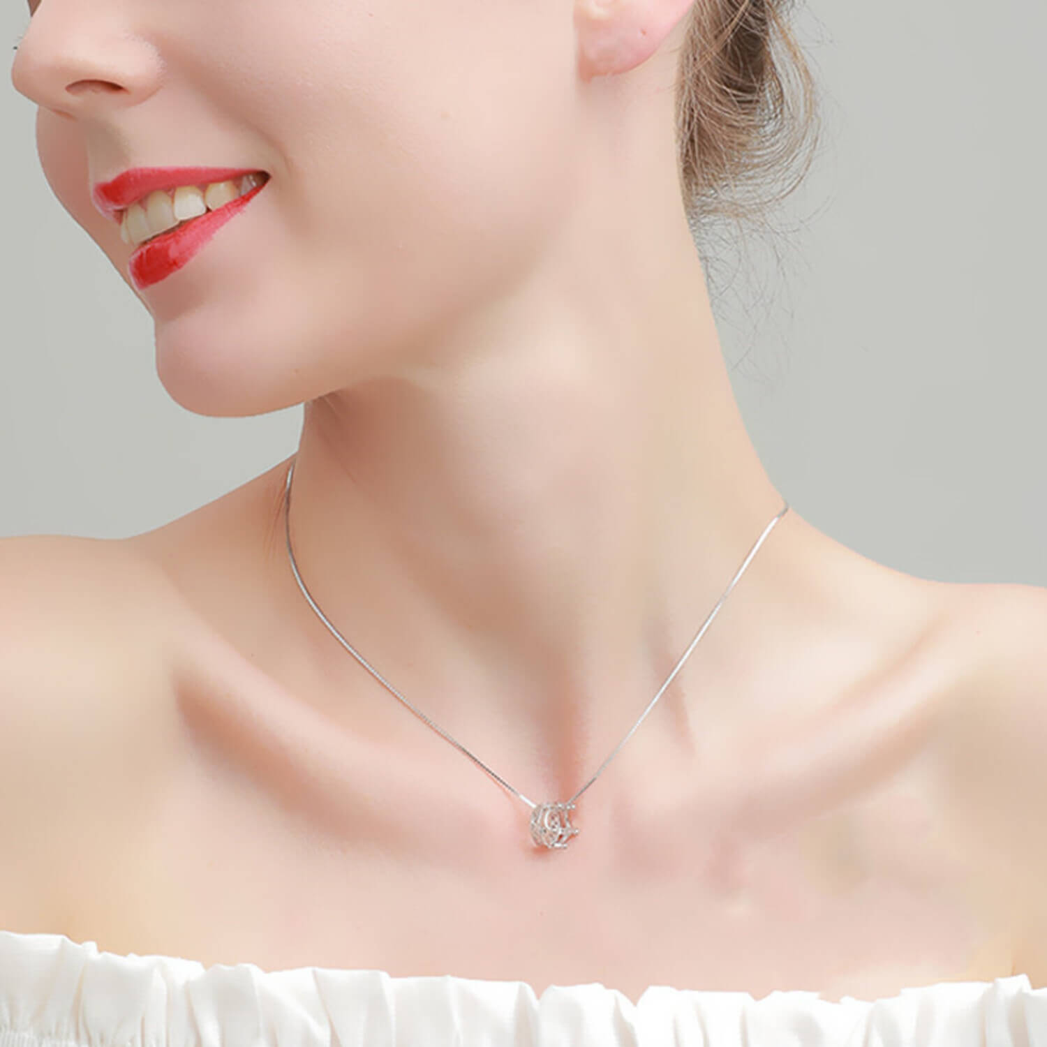 sterling silver crown pendant necklace for women