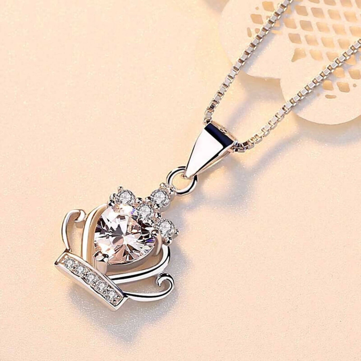 heart diamond crown necklace